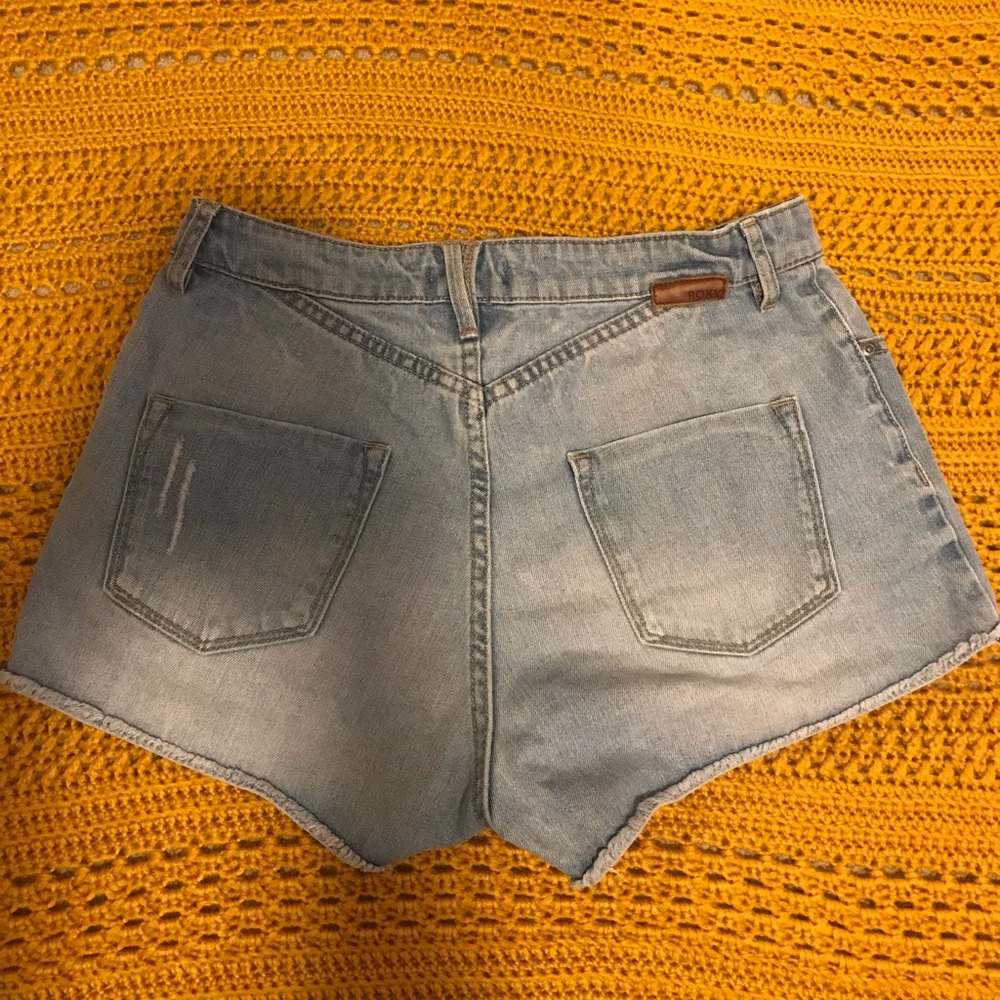 High waisted Roxy shorts